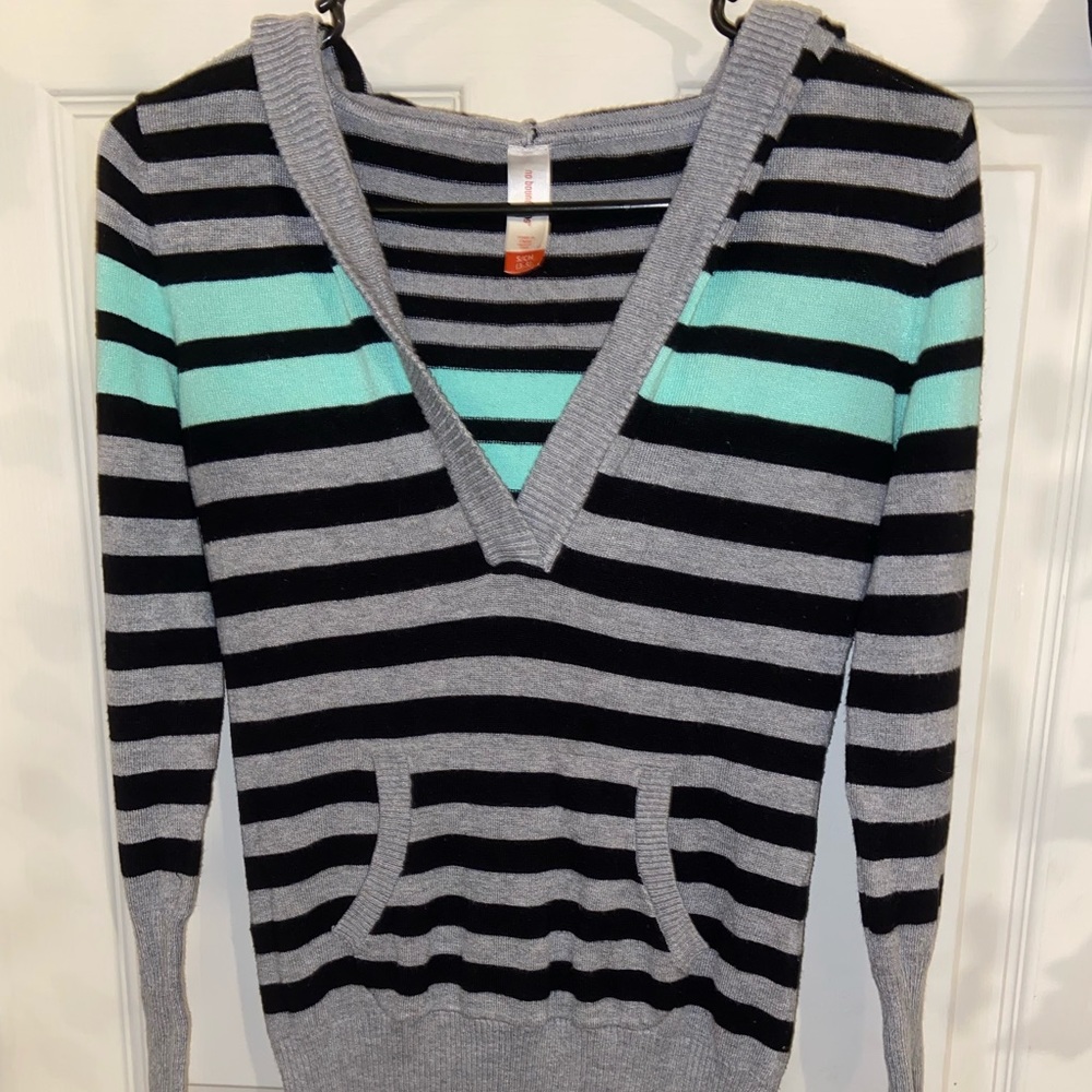 No Boundaries Girls Sweater